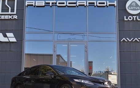 Toyota Camry, 2021 год, 3 400 000 рублей, 1 фотография