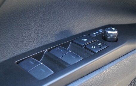 Toyota Camry, 2021 год, 3 400 000 рублей, 18 фотография