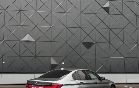 BMW 5 серия, 2018 год, 3 350 000 рублей, 4 фотография