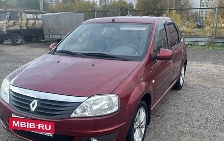 Renault Logan I, 2013 год, 530 000 рублей, 2 фотография