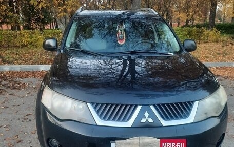 Mitsubishi Outlander III рестайлинг 3, 2008 год, 960 000 рублей, 2 фотография