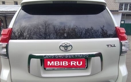 Toyota Land Cruiser Prado 150 рестайлинг 2, 2010 год, 2 200 000 рублей, 3 фотография
