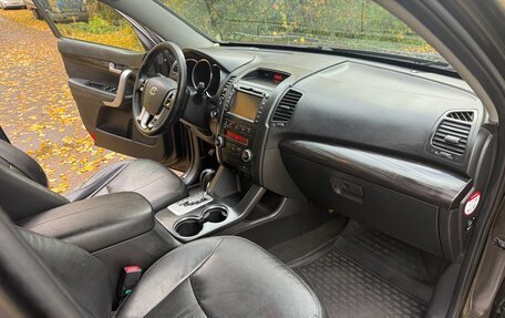 KIA Sorento II рестайлинг, 2011 год, 1 050 000 рублей, 13 фотография