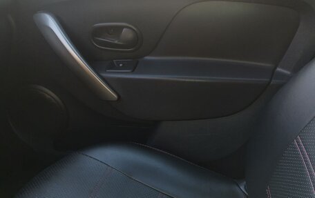 Renault Sandero II рестайлинг, 2017 год, 650 000 рублей, 15 фотография