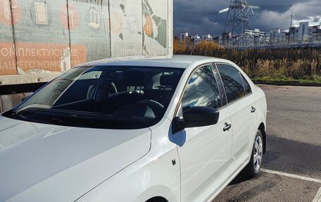 Skoda Rapid I, 2016 год, 1 070 000 рублей, 2 фотография
