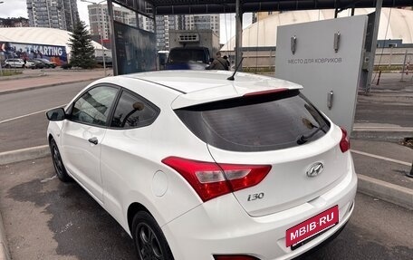 Hyundai i30 II рестайлинг, 2013 год, 890 000 рублей, 8 фотография