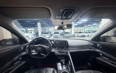 Hyundai Elantra, 2025 год, 1 980 000 рублей, 10 фотография