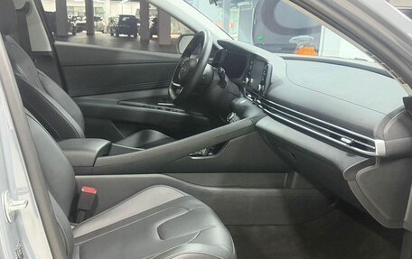 Hyundai Elantra, 2025 год, 1 980 000 рублей, 14 фотография