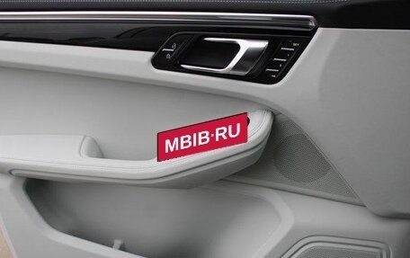 Porsche Macan I рестайлинг, 2025 год, 8 400 000 рублей, 7 фотография
