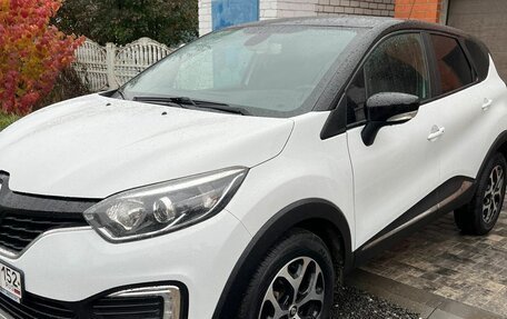 Renault Kaptur I рестайлинг, 2017 год, 1 150 000 рублей, 2 фотография