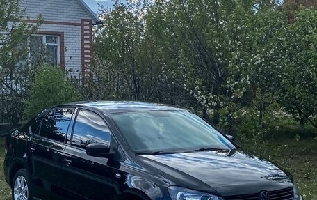 Volkswagen Polo VI (EU Market), 2012 год, 650 000 рублей, 1 фотография