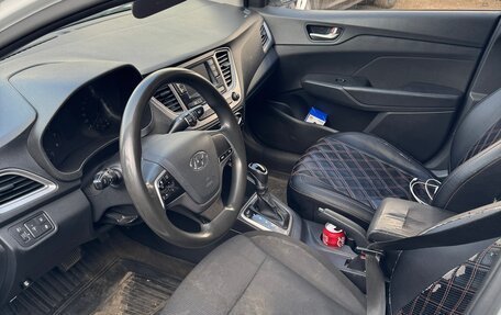 Hyundai Solaris II рестайлинг, 2019 год, 725 000 рублей, 7 фотография
