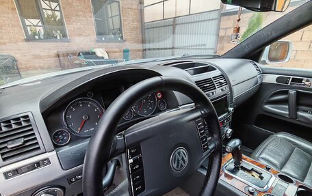 Volkswagen Touareg III, 2004 год, 720 000 рублей, 7 фотография
