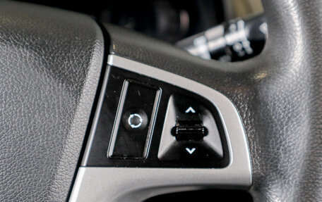 Hyundai Solaris II рестайлинг, 2013 год, 959 000 рублей, 13 фотография
