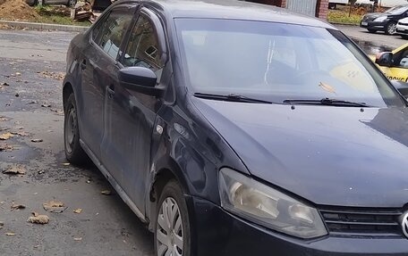 Volkswagen Polo VI (EU Market), 2013 год, 400 000 рублей, 5 фотография