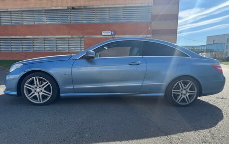 Mercedes-Benz E-Класс, 2012 год, 2 200 000 рублей, 8 фотография