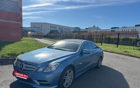 Mercedes-Benz E-Класс, 2012 год, 2 200 000 рублей, 10 фотография
