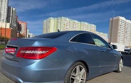 Mercedes-Benz E-Класс, 2012 год, 2 200 000 рублей, 14 фотография