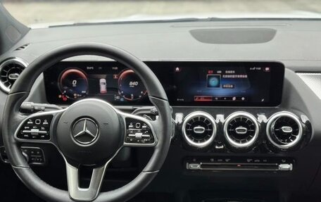 Mercedes-Benz GLA, 2021 год, 2 050 000 рублей, 10 фотография