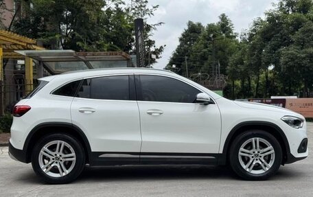 Mercedes-Benz GLA, 2021 год, 2 050 000 рублей, 8 фотография