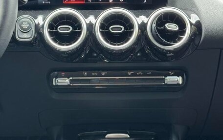 Mercedes-Benz GLA, 2021 год, 2 050 000 рублей, 13 фотография