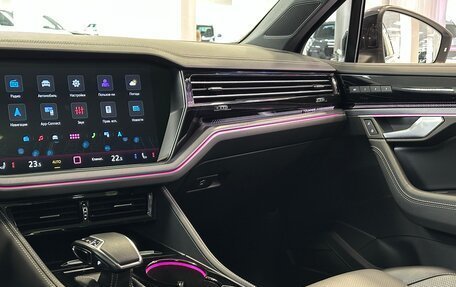 Volkswagen Touareg III, 2024 год, 10 795 000 рублей, 9 фотография