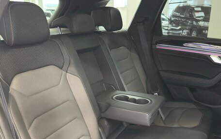 Volkswagen Touareg III, 2024 год, 10 795 000 рублей, 18 фотография