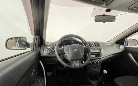 Renault Sandero II рестайлинг, 2015 год, 910 000 рублей, 13 фотография