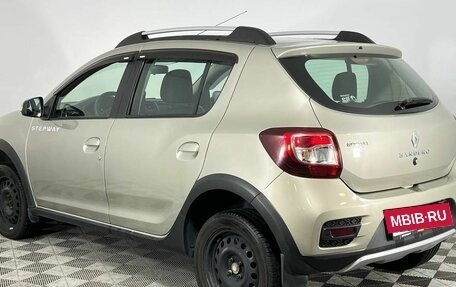 Renault Sandero II рестайлинг, 2015 год, 910 000 рублей, 7 фотография