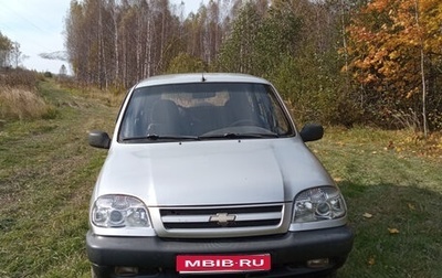Chevrolet Niva I рестайлинг, 2004 год, 180 000 рублей, 1 фотография