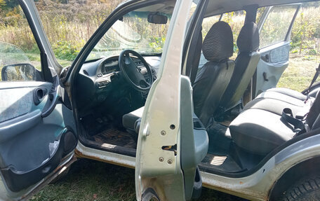 Chevrolet Niva I рестайлинг, 2004 год, 180 000 рублей, 7 фотография