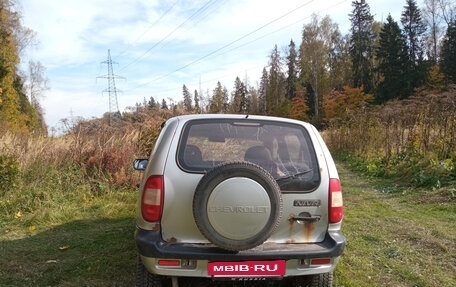 Chevrolet Niva I рестайлинг, 2004 год, 180 000 рублей, 4 фотография