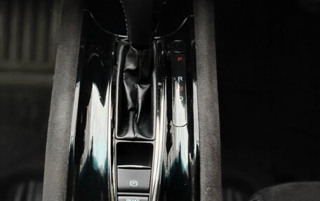Honda Vezel, 2016 год, 1 700 000 рублей, 24 фотография