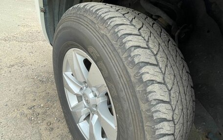 Toyota Land Cruiser Prado 150 рестайлинг 2, 2017 год, 4 300 000 рублей, 6 фотография