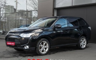 Mitsubishi Outlander III рестайлинг 3, 2014 год, 1 350 000 рублей, 1 фотография
