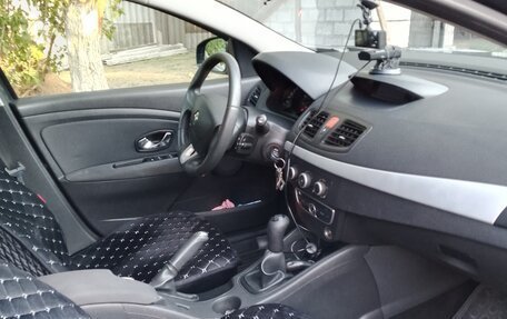 Renault Fluence I, 2010 год, 650 000 рублей, 4 фотография