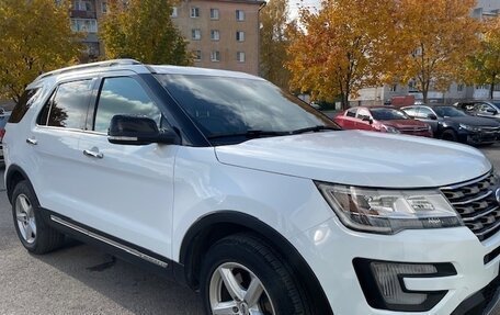 Ford Explorer VI, 2017 год, 2 750 000 рублей, 4 фотография