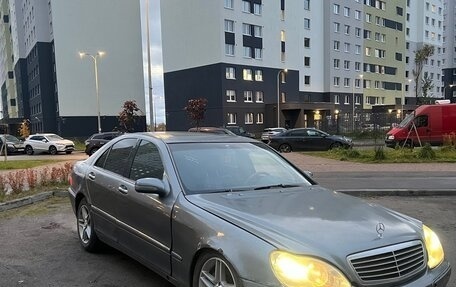 Mercedes-Benz S-Класс, 2001 год, 325 000 рублей, 1 фотография
