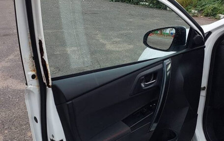 Toyota Auris II, 2013 год, 900 000 рублей, 8 фотография