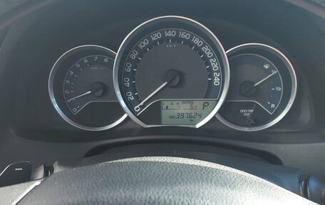 Toyota Auris II, 2013 год, 900 000 рублей, 15 фотография