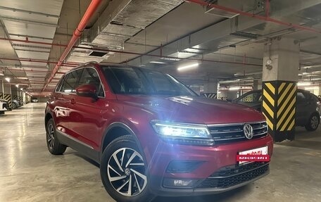 Volkswagen Tiguan II, 2018 год, 2 600 000 рублей, 8 фотография