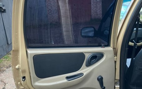 Chevrolet Niva I рестайлинг, 2006 год, 490 000 рублей, 4 фотография