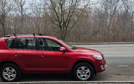 Toyota RAV4, 2011 год, 1 000 000 рублей, 2 фотография