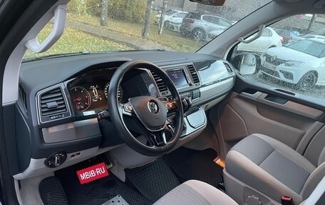 Volkswagen Multivan T6 рестайлинг, 2015 год, 3 200 000 рублей, 8 фотография
