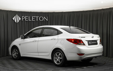 Hyundai Solaris II рестайлинг, 2013 год, 870 000 рублей, 4 фотография