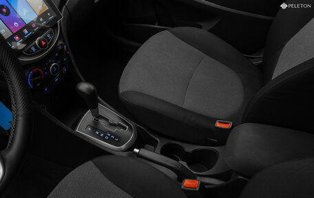 Hyundai Solaris II рестайлинг, 2013 год, 870 000 рублей, 16 фотография