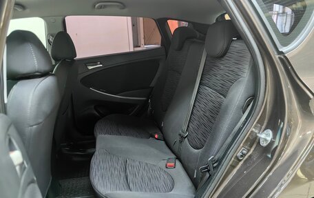 Hyundai Solaris II рестайлинг, 2015 год, 915 000 рублей, 8 фотография