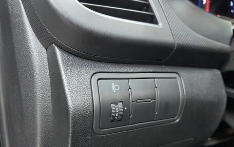 Hyundai Solaris II рестайлинг, 2015 год, 915 000 рублей, 21 фотография