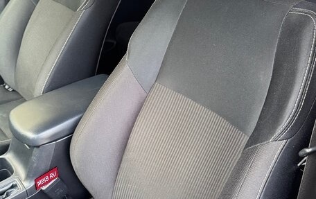 Toyota RAV4, 2013 год, 1 650 000 рублей, 16 фотография