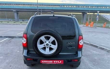 Chevrolet Niva I рестайлинг, 2013 год, 530 000 рублей, 6 фотография